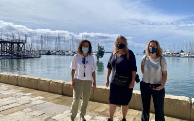LA PERIODISTA DANESA HANNE OLSEN VISITA TORREVIEJA INTERESÁNDOSE POR LA HISTORIA DE LAS SALINAS Y LA OFERTA TURÍSTICA MEDIOAMBIENTAL