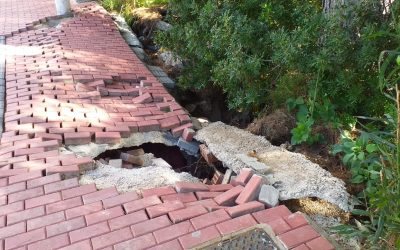 LOS VERDES PIDEN AL AYUNTAMIENTO QUE REPARE UNOS DESPRENDIMIENTOS PARA EVITAR ACCIDENTES