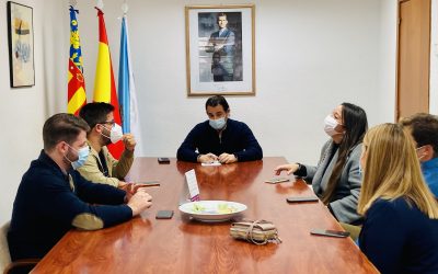 EL ALCALDE DE TORREVIEJA SE REÚNE CON EL COMITÉ DE EMPRESA DEL HOSPITAL PARA CONOCER DE PRIMERA MANO LOS PROBLEMAS ASISTENCIALES QUE DENUNCIAN