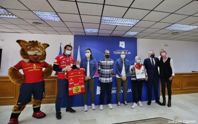 TORREVIEJA RECIBE A LA SELECCIÓN ESPAÑOLA DE BALONMANO FEMENINO