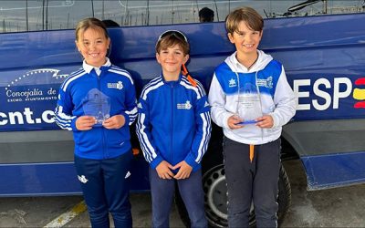 Cayetano Chumilla campeón en ASB más, Diego Harris campeón en sub 11 y Lucía Martínez 3ª sub11 Fem. de la XLIX Navidades Náuticas de Benidorm clase Optimist