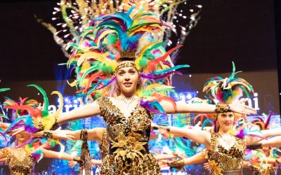 El humor canario de Omayra Cazorla levanta el telón del Carnaval 2023 en Torrevieja | Gala Pregón