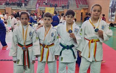 11 medallas para el Club Nozomi en la Copa de Jávea