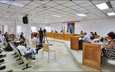 El Pleno modificó un acuerdo para impulsar actuaciones en el IES Torrevigía con el Plan Edificant