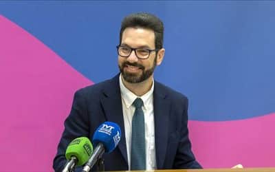 La JGL inicia el contrato de un estudio para implantar una zona restringida de baños en la laguna rosa