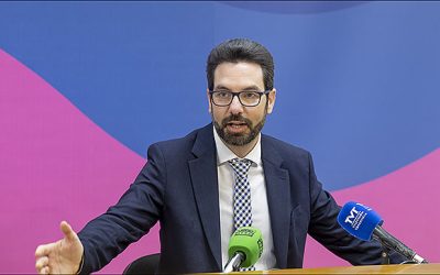 La JGL inicia los trámites para alquilar un sistema de megafonía inalámbrica por radio en las playas