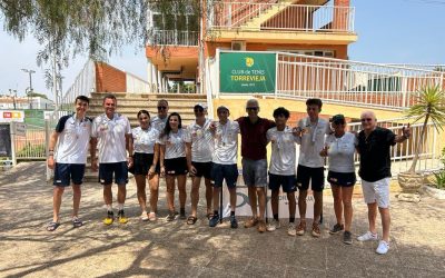 Emocionante victoria del equipo de Copa Federación del CT Torrevieja en la final