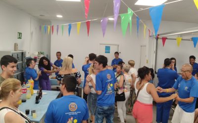 Apanee cierra el curso con una emotiva y divertida celebración.