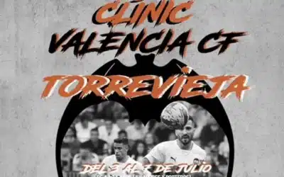 El I Clínic Valencia CF – Torrevieja reúne a jóvenes futbolistas en la Ciudad Deportiva.