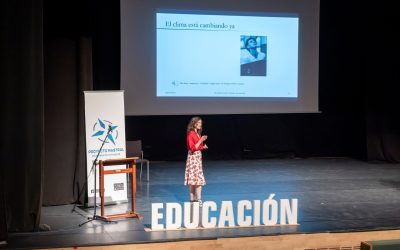 “El tiempo en el cole” da inicio con una inspiradora charla de Isabel Moreno.