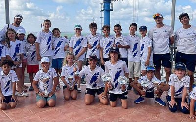 ¡Triunfo local en las aguas del Mar Menor! El equipo de RCN Torrevieja se destaca en la Prueba Autonómica de Optimist Región de Murcia.