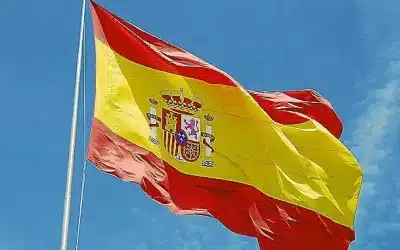 Torrevieja Conmemora la Fiesta Nacional y Rinde Homenaje a la Guardia Civil
