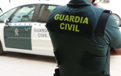Dos Detenidos en Torrevieja Tras Provocar un Accidente y Huir del Lugar