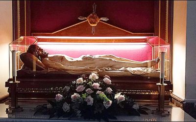 Emotivo Tributo de la Cofradía del Santo Sepulcro a los Hermanos y Familiares Fallecidos