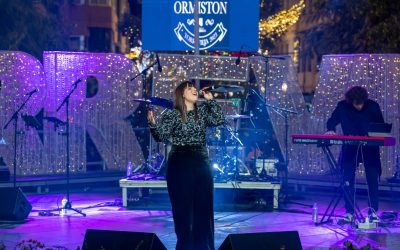 Shani Ormiston Ilumina la Navidad en Torrevieja con su Música y Talento