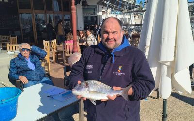 Triunfo de la Embarcación MESA en el Evento de Pesca de la Dorada en Torrevieja