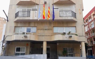 En 2024, Torrevieja Impulsa la Actividad y el Bienestar de la Tercera Edad con Nuevos Talleres y Cursos