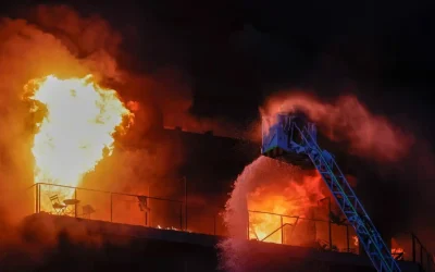 Trágico Incendio en Valencia: Cuatro Fallecidos y Varios Desaparecidos