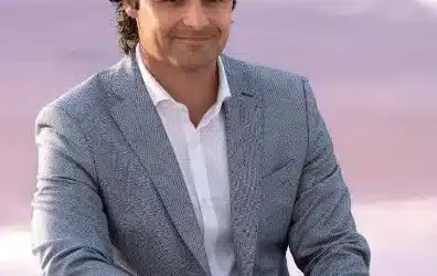 Eduardo Dolón Expresa su Descontento ante la Falta de Atención de Pedro Sánchez hacia Torrevieja