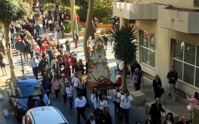 Celebración del Día de la Candelaria por la Hermandad de la Virgen del Rocío en Torrevieja