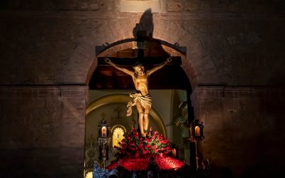 La Conmovedora Procesión del Silencio Ilumina el Jueves Santo en Torrevieja