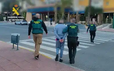 Detenido en Torrevieja al Conductor de un Vehículo de Apoyo en Red de Tráfico de Drogas
