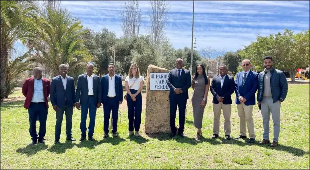 Alta Representación de Cabo Verde Visita Torrevieja en Muestra de Estrechos Lazos Bilaterales