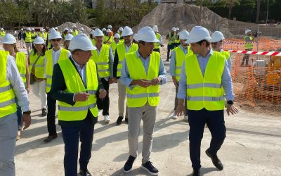Importantes avances en la reurbanización del puerto de Torrevieja con visita del presidente de la Generalitat