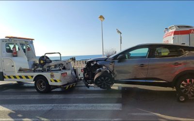 Accidente en la Playa de Los Locos: conductor bajo influencia de alcohol y drogas choca contra varios vehículos