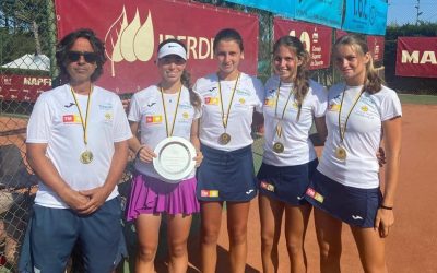 El equipo cadete femenino del CT Torrevieja logra el subcampeonato de España en tenis