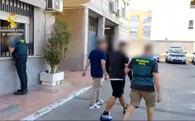 La Guardia Civil desmantela una organización criminal de “cogoteros”