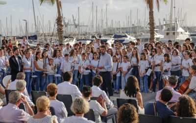 Las bandas juveniles de la Unión Musical y Los Salerosos de Torrevieja brillan en la concentración de bandas en Alicante