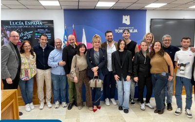 Torrevieja lanza su Canción de Navidad “Lo bueno de ti” con la Orquesta Sinfónica y Lucía España