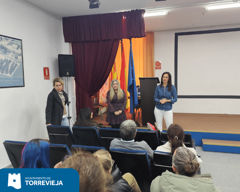 La UPCCA inicia el Programa de Prevención Universal Escolar en los institutos de Torrevieja