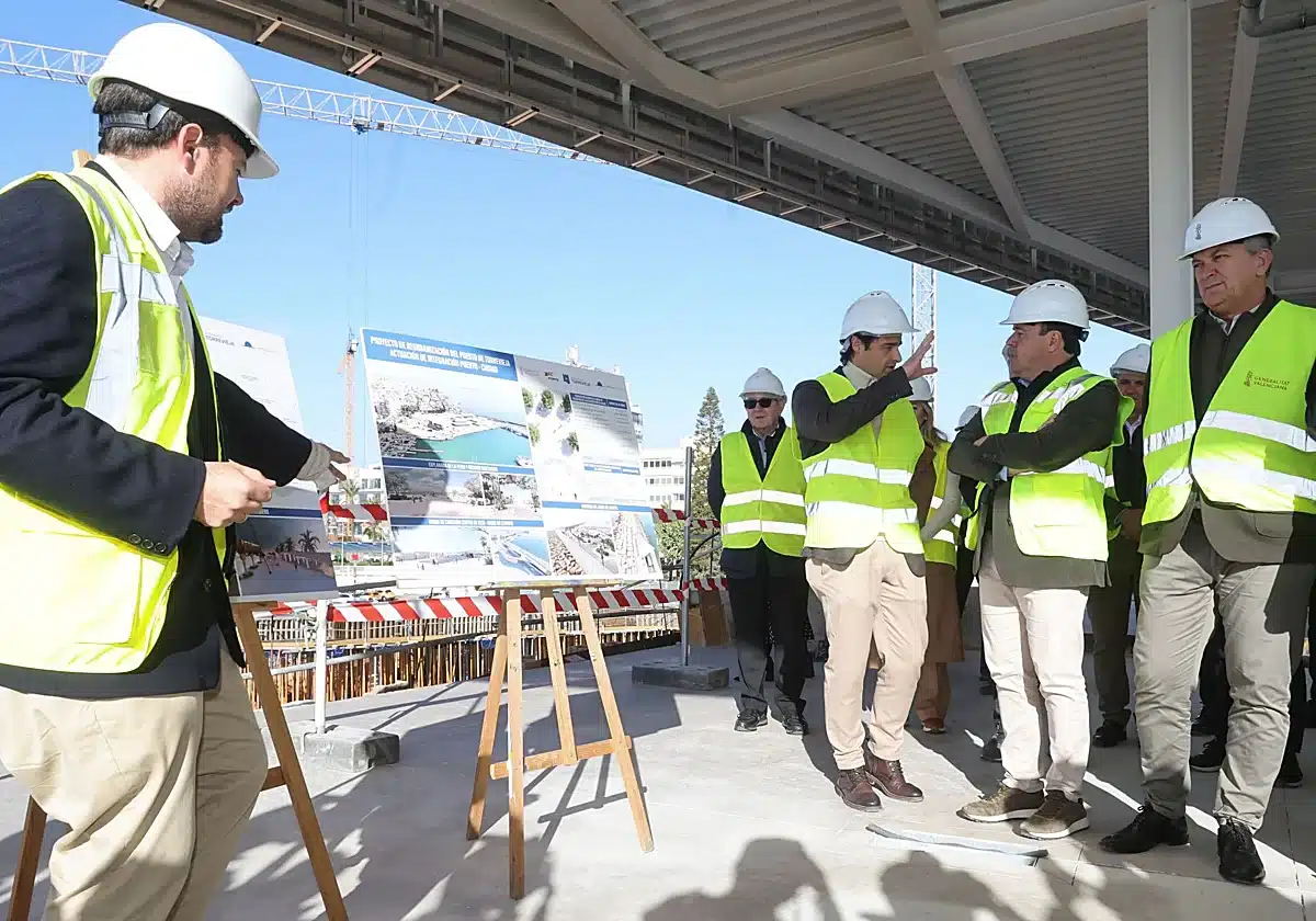La nueva zona de ocio del puerto de Torrevieja prevé su apertura en Semana Santa de 2026